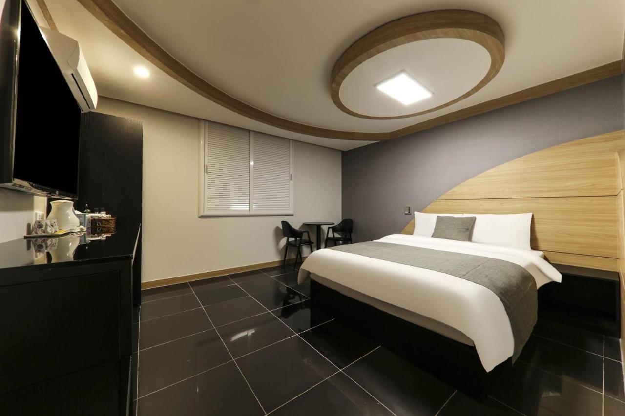 Major Hotel Jeju Exterior foto